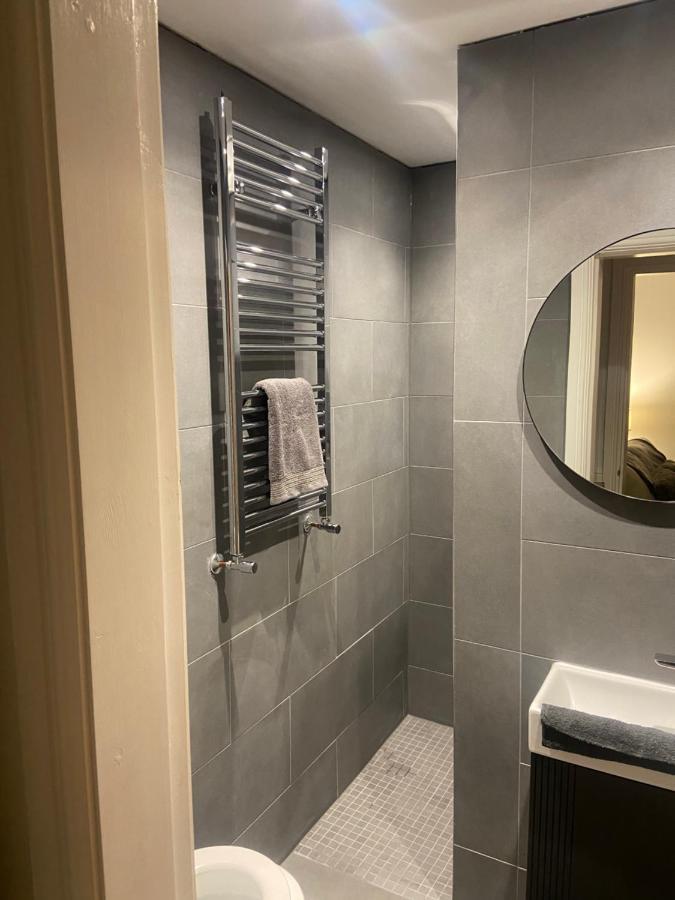 Spacious One Bedroom Ground Floor Apartment Харрогейт Экстерьер фото